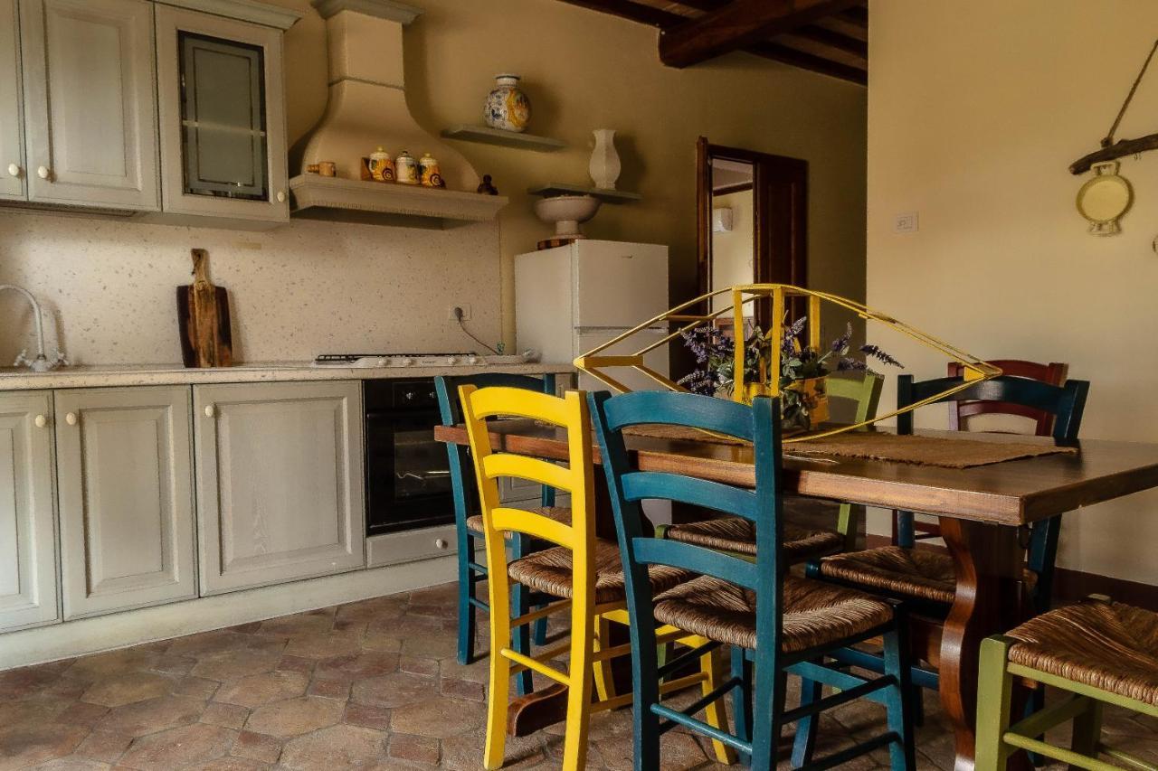 Agriturismo L'Olmo San Gimignano Kültér fotó